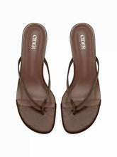 FLIP-FLOP KITTEN HEEL SANDALS