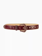 CROCODILE PATTERN ENGRAVED BUCKLE BELT