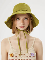 BUCKET HAT WITH STRAP