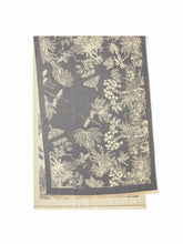 FLORAL PATTERN SCARF