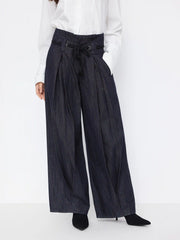 Denim Low Rise Pleated Wide Leg Jeans With Rope Belt