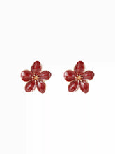 FLORAL STUD EARRINGS