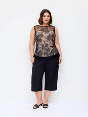 Mid Rise Solid Legging Capri Pants Curve & Plus