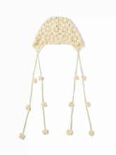 FLORAL KNITTED FRINGED HAT
