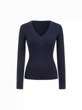 Cable Knit V-neck Long Sleeve Top