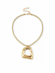 GEOMETRIC PENDANT NECKLACE