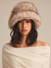 FUZZY BUCKET HAT