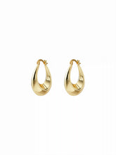 GRADUAL HOOP EARRINGS