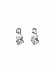 TEXTURED DROP EARRINGS