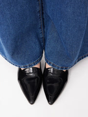 POINTED TOE KITTEN HEELS