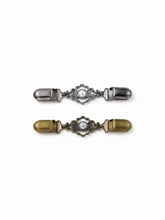 2 PCS FAUX PEARL KNOT SWEATER CLIP