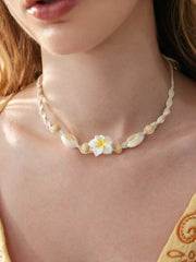 FLORAL & BEADED NECKLACE