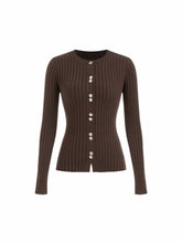 Knit Round Neckline Ribbed Top With Metal Button