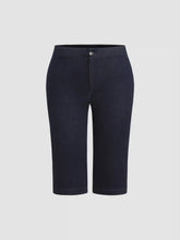High Stretch Denim Mid Rise Straight Leg Capri Jeans Curve & Plus