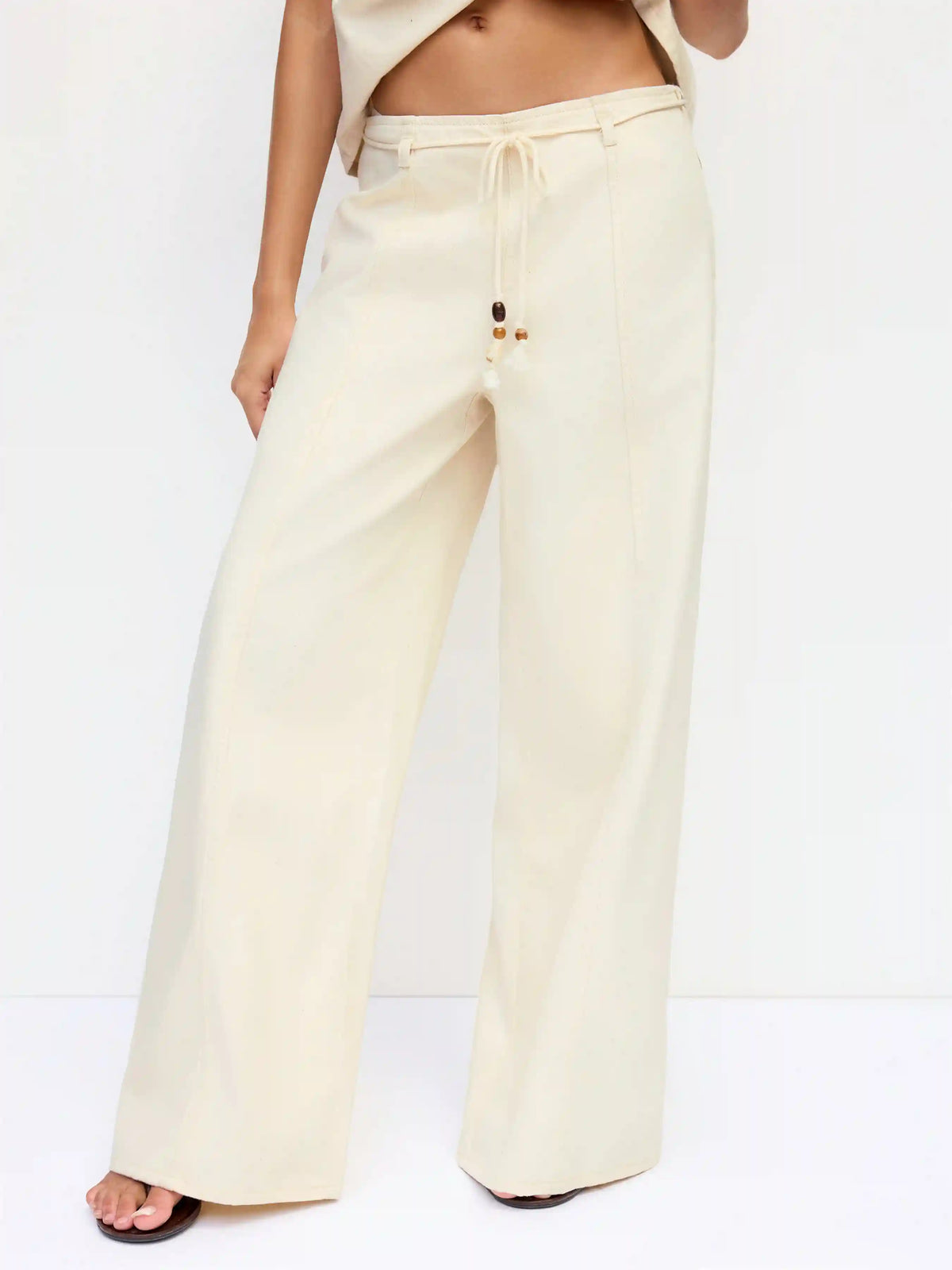Denim Low Rise Washed Twist Knotted Belted Wide Leg Jeans