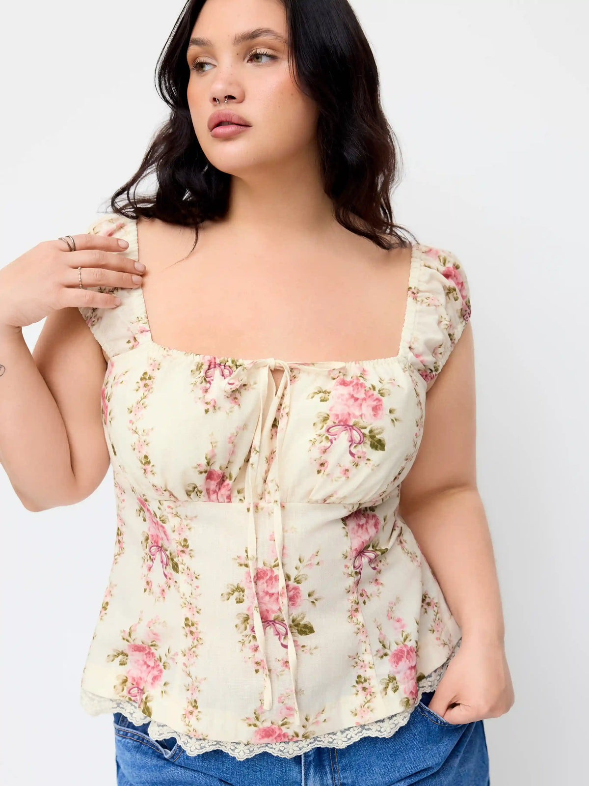 Floral Lace Trim Ruched Knotted Tank Top Curve & Plus