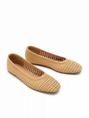 WOVEN FLATS