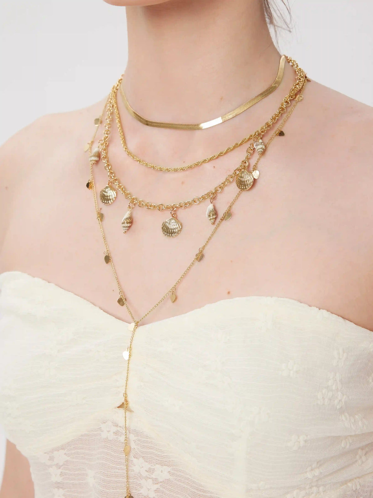 MULTI-LAYERED SHELL & HEART CHAIN NECKLACE SET
