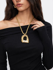 GEOMETRIC PENDANT NECKLACE