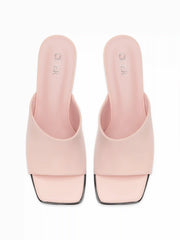 SQUARE TOE CHUNKY HEELED SANDALS