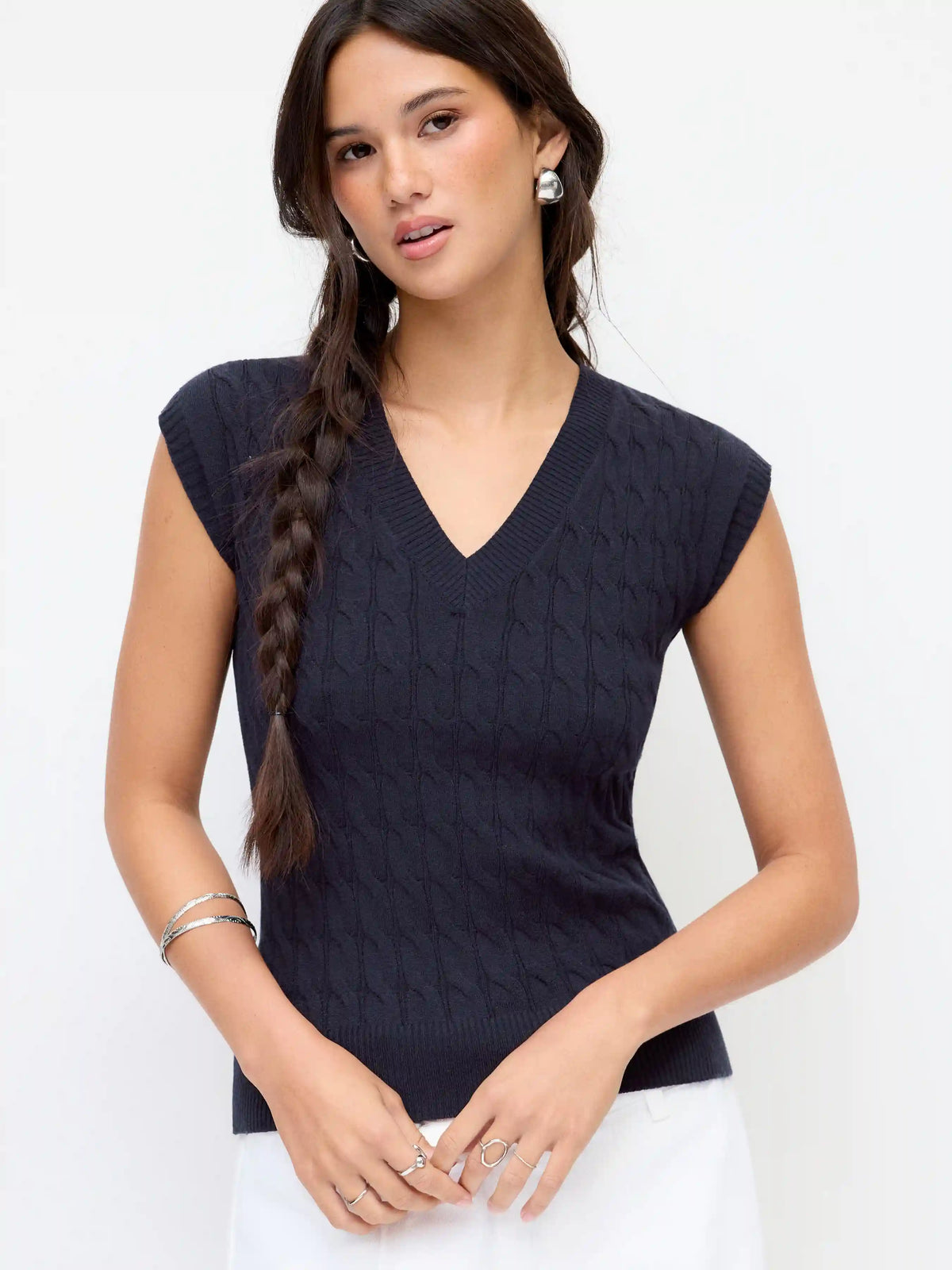 Cable Knit V-neck Twist Knotted Tank Top