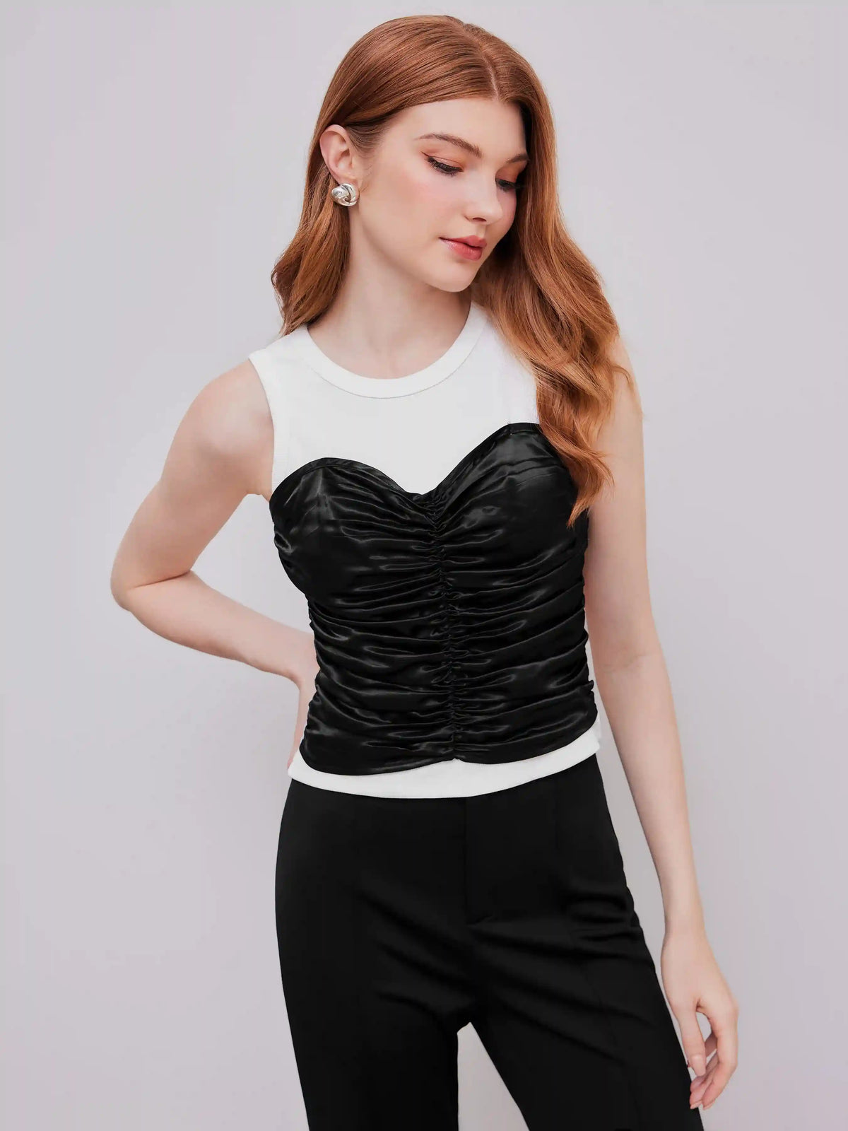 Round Neck Patchy Tank Top