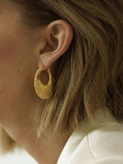 HOLLOW OUT HOOP EARRINGS