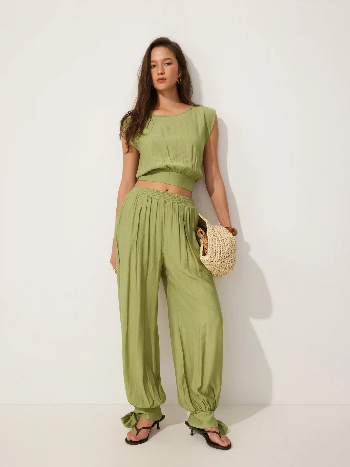 Textured Boat Neck Cut Out Knotted Top & Mid Rise Jogger Pants Set