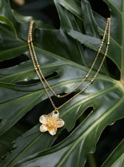 FLOWER PENDANT LAYERED NECKLACE