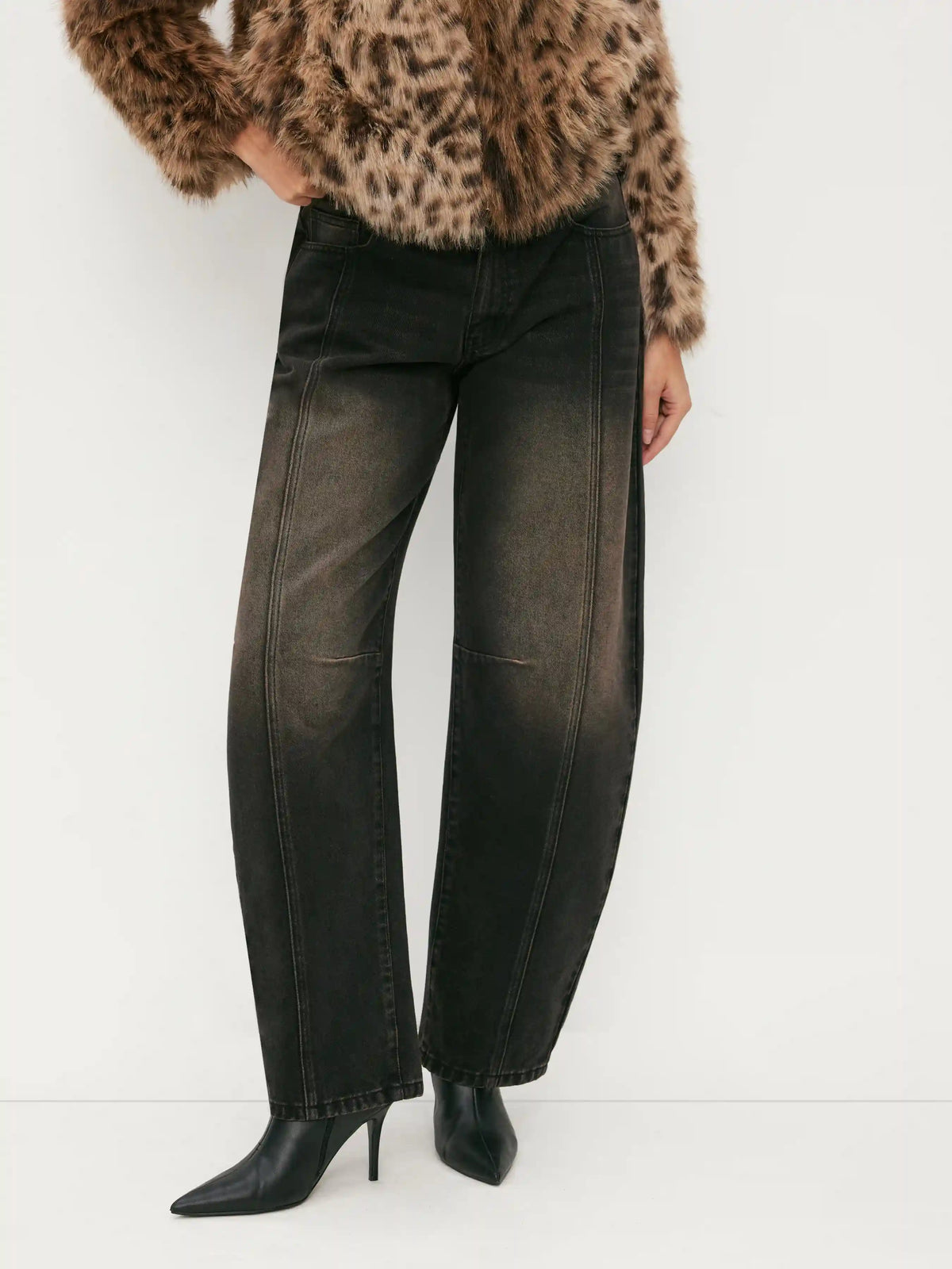 Denim Low Rise Zipper Barrel-leg Jeans