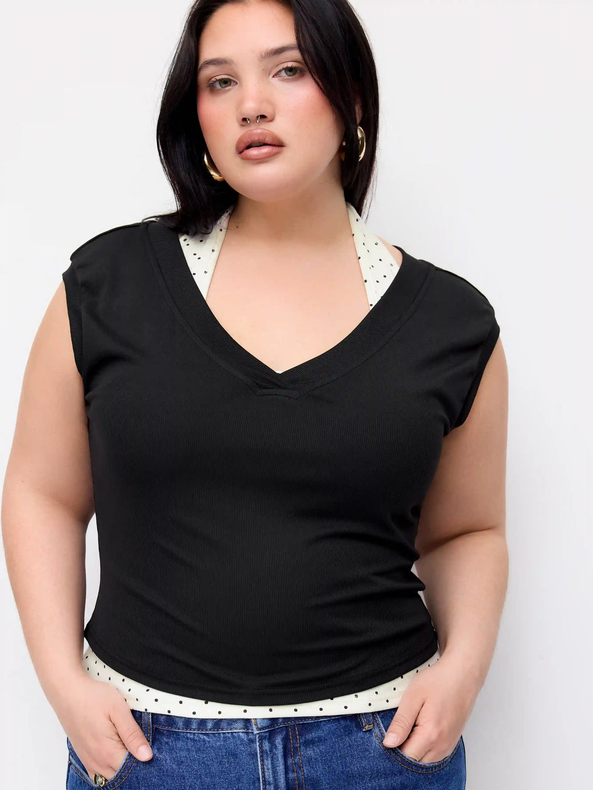 V-neck Top & Polka Dot Halter Neckline Cami Top Curve & Plus